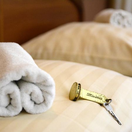 Hotel Minerva Mosonmagyaróvár Eksteriør billede