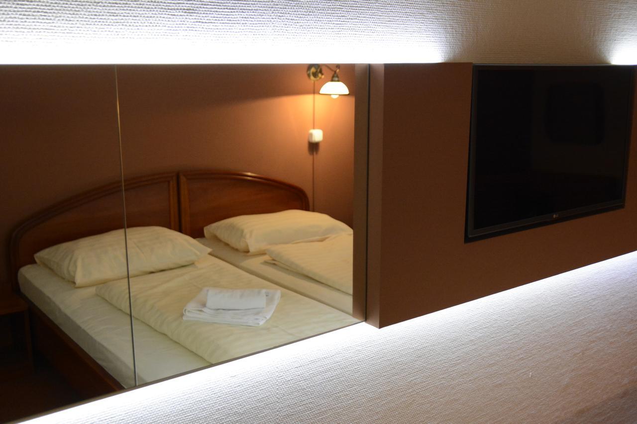Hotel Minerva Mosonmagyaróvár Eksteriør billede