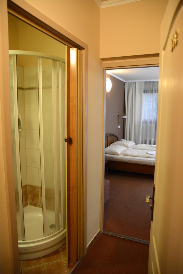 Hotel Minerva Mosonmagyaróvár Eksteriør billede